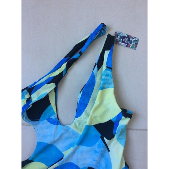 Pesfeel One Piece Swimsuit Monokini Asymmetric Padded Swimwear - Picture 8 of 8